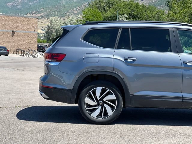 Used 2024 Volkswagen Atlas SE AWD/4WD image 9