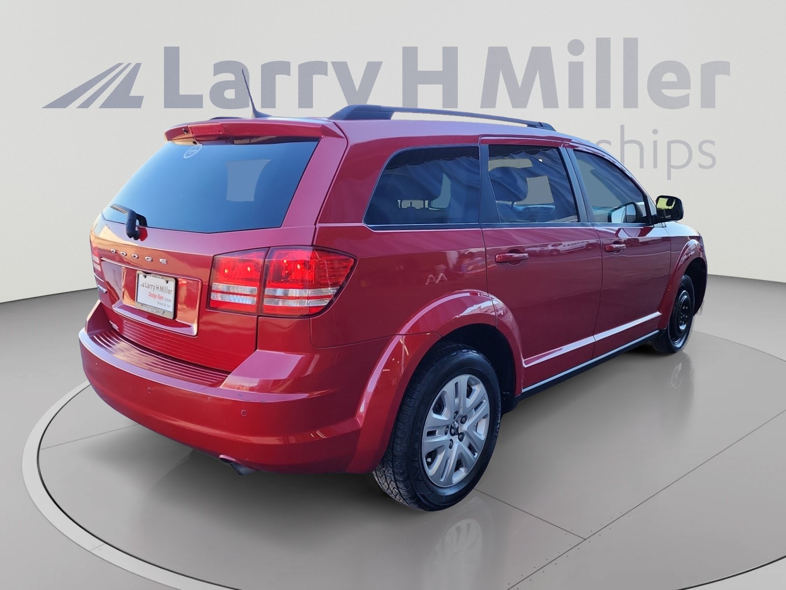 Used 2020 Dodge Journey SE w/ SE Popular Equipment Group FWD image 5