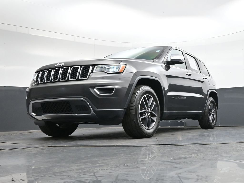 Used 2020 Jeep Grand Cherokee Limited w/ Luxury Group II image 33