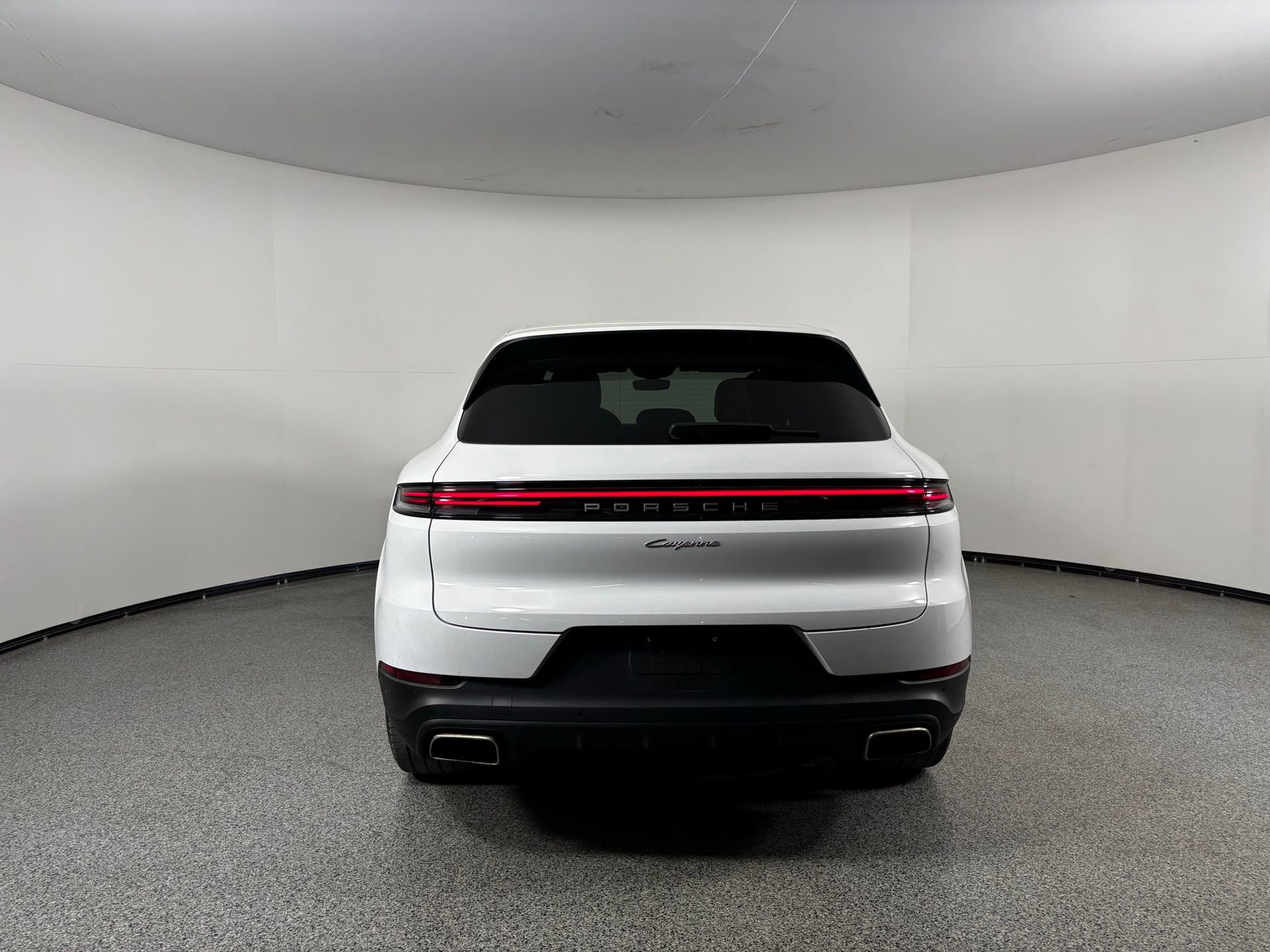 Certified 2024 Porsche Cayenne w/ Premium Package Plus (PFM) image 4