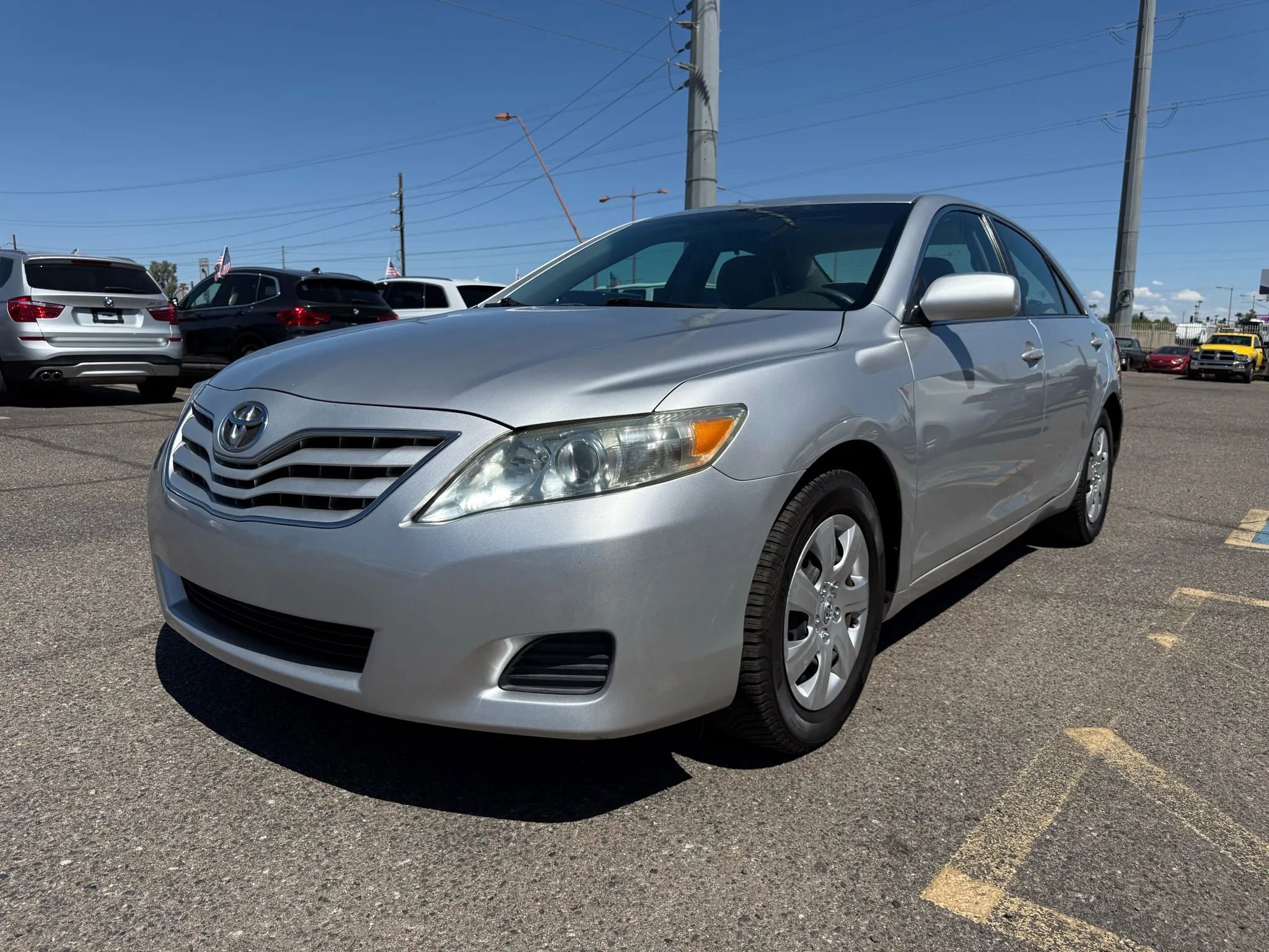 Used 2011 Toyota Camry LE image 4