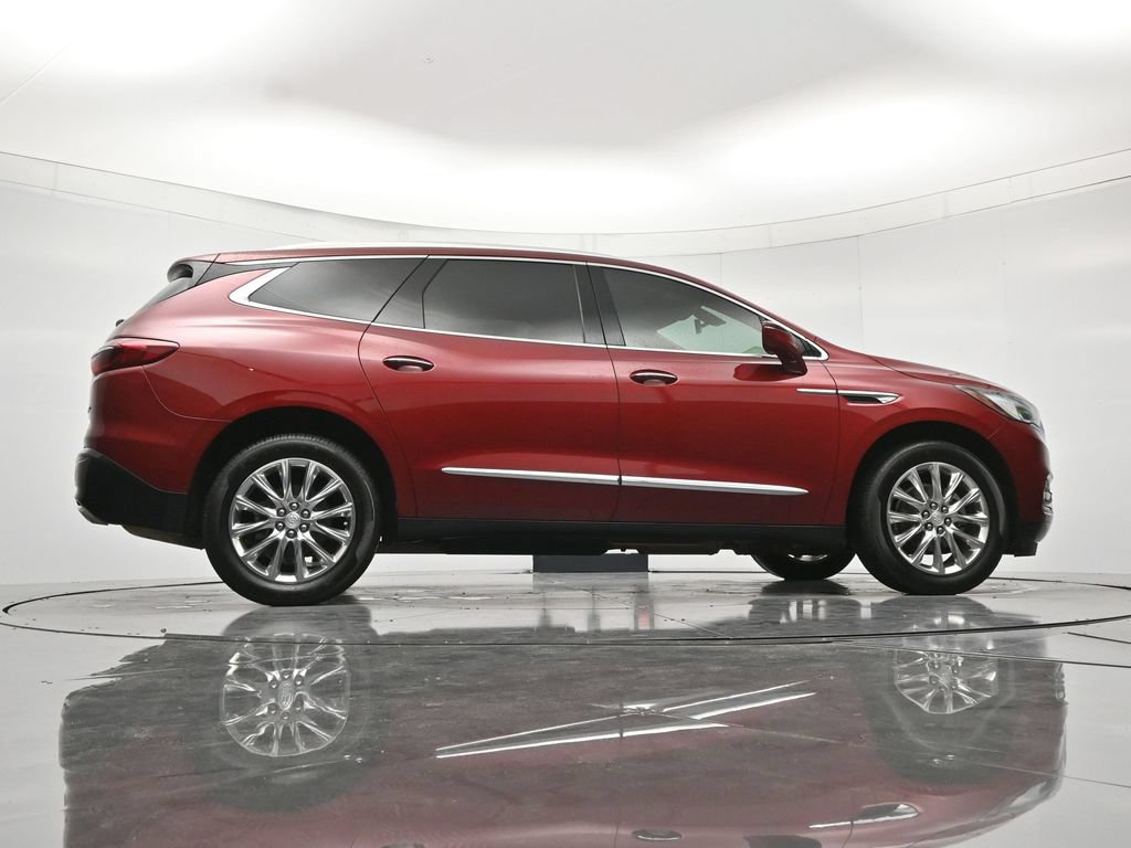 Certified 2018 Buick Enclave Essence FWD image 40