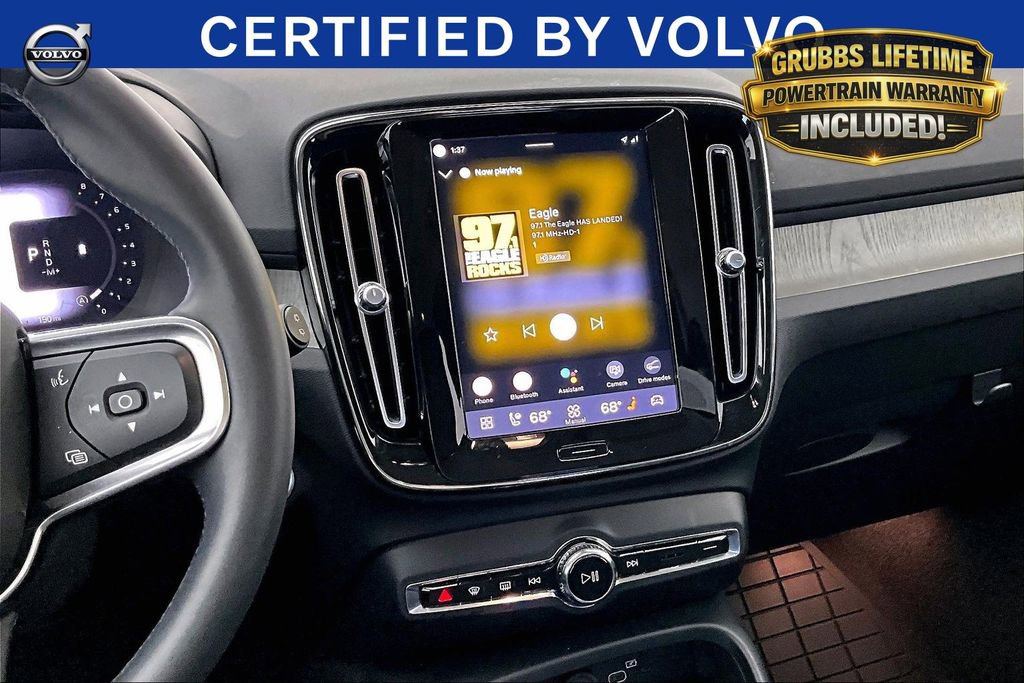 Certified 2024 Volvo XC40 B5 Ultimate w/ Protection Package Premier AWD/4WD image 9