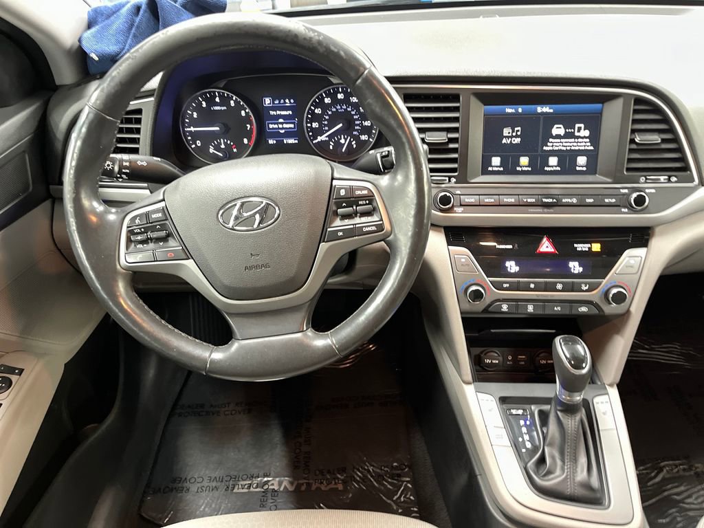 Used 2017 Hyundai Elantra SE w/ SE A/T Tech Package 03 image 18