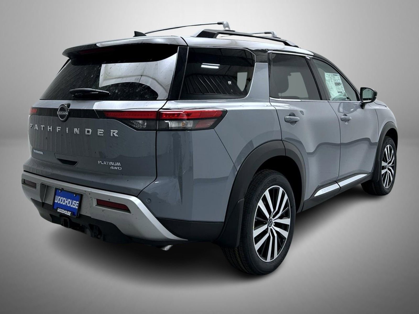New 2025 Nissan Pathfinder Platinum image 5