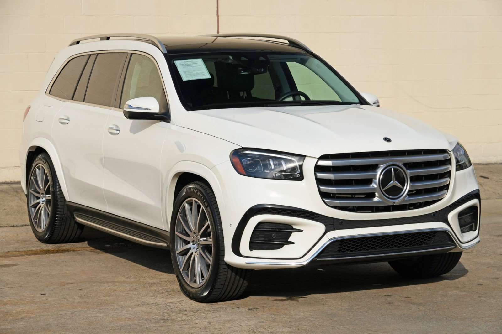 Used 2024 Mercedes-Benz GLS 450 4MATIC w/ AMG Line Exterior image 64