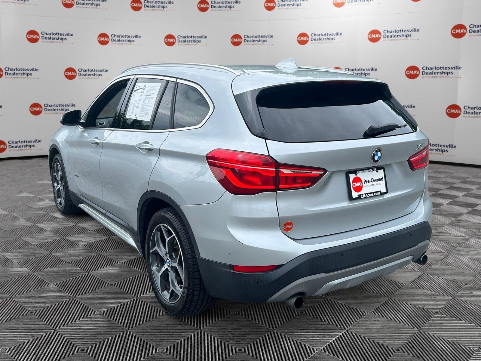 Used 2017 BMW X1 xDrive28i AWD/4WD image 3
