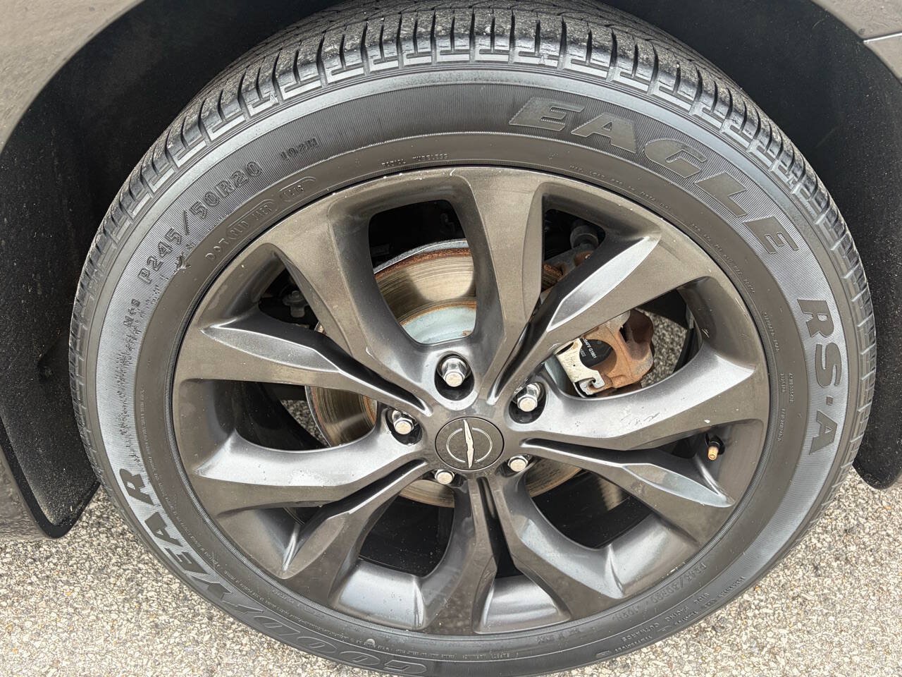 Used 2018 Chrysler Pacifica Touring-L w/ Premium Audio Group FWD image 24