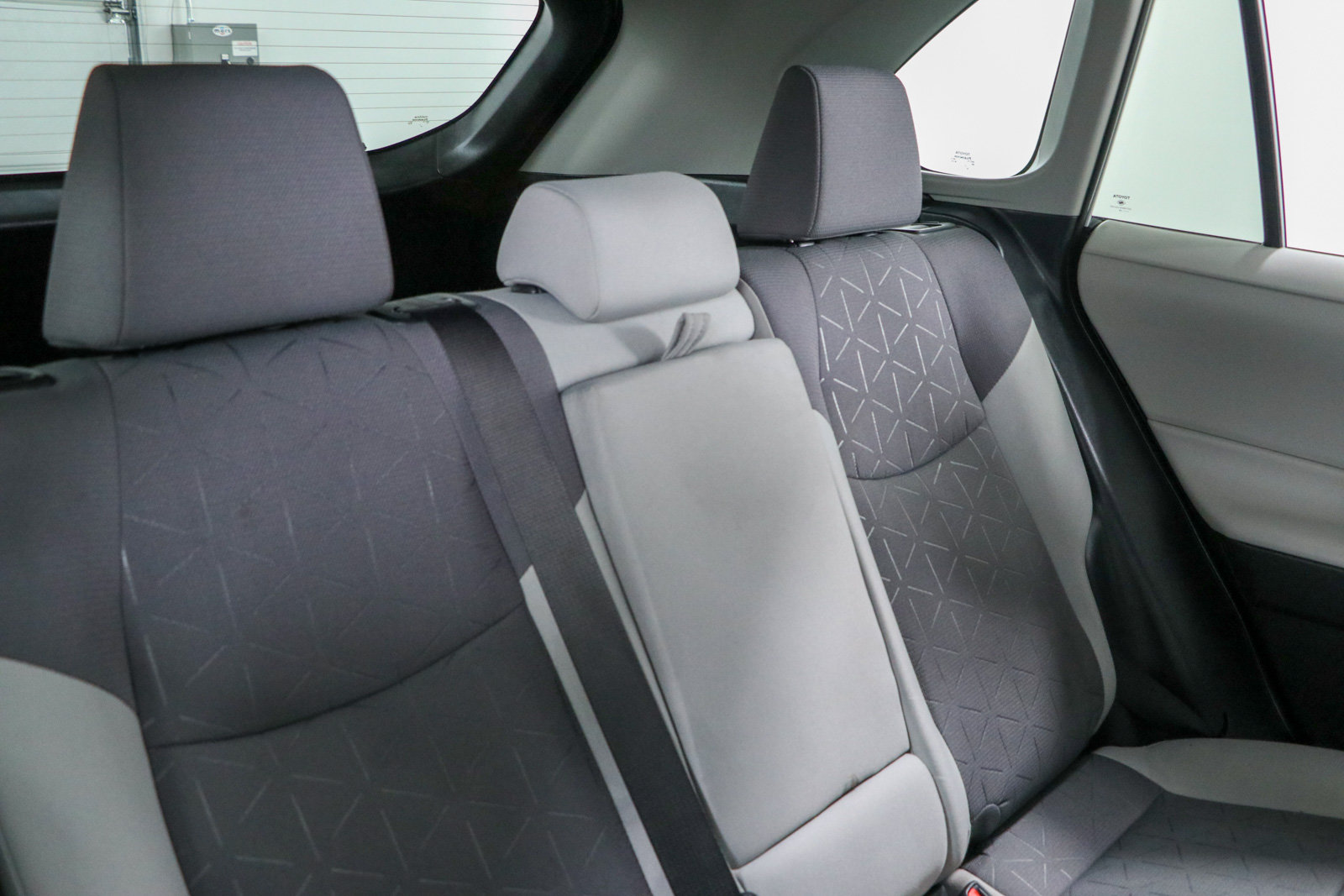 Used 2022 Toyota RAV4 XLE FWD image 27