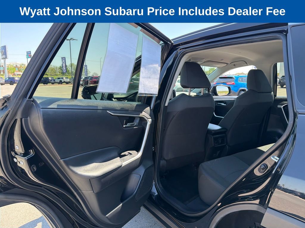 Used 2024 Toyota RAV4 XLE AWD/4WD image 25