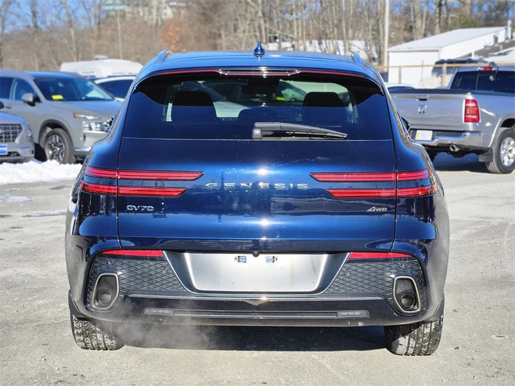 Used 2023 Genesis GV70 2.5T w/ Select Package image 4