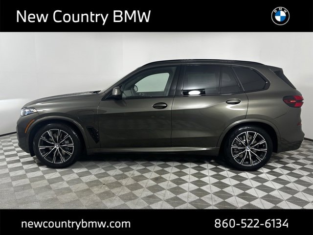 New 2026 BMW X5 xDrive50e image 4