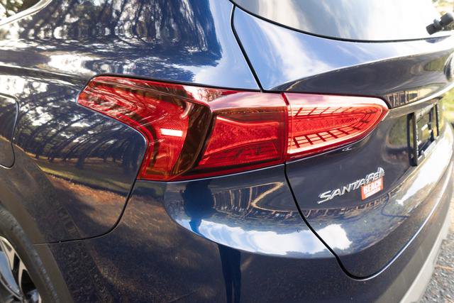 Used 2020 Hyundai Santa Fe Limited image 40