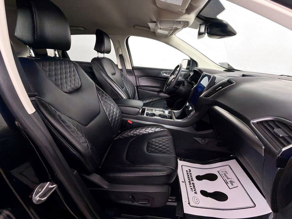 Used 2024 Ford Edge Titanium image 27