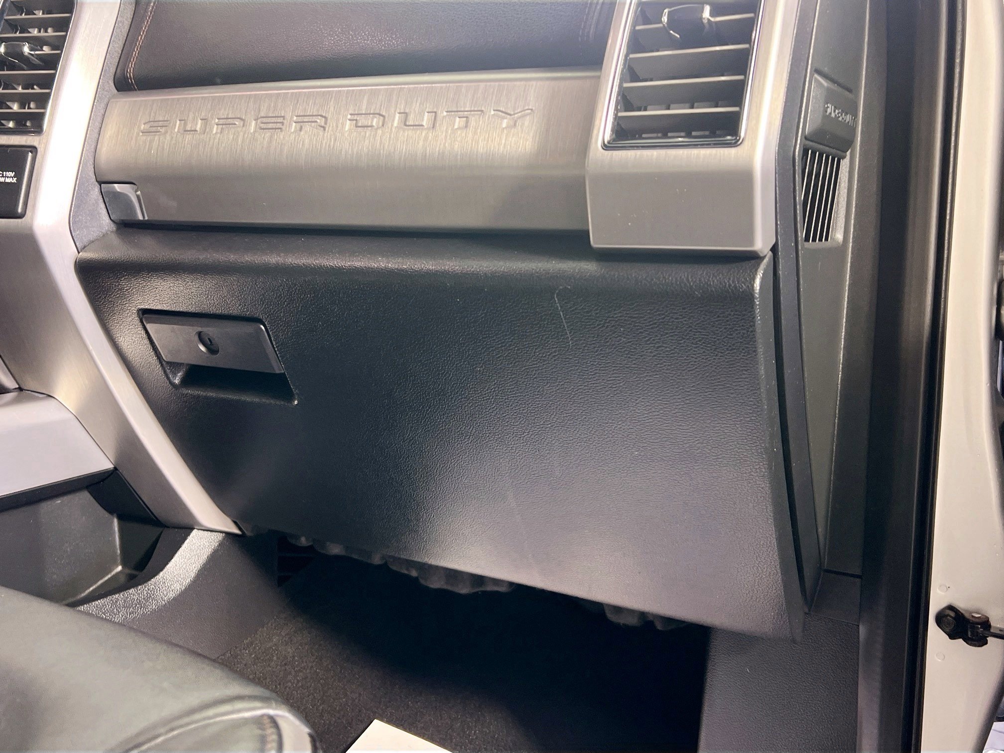 Used 2019 Ford F450 Platinum w/ Platinum Ultimate Package image 35