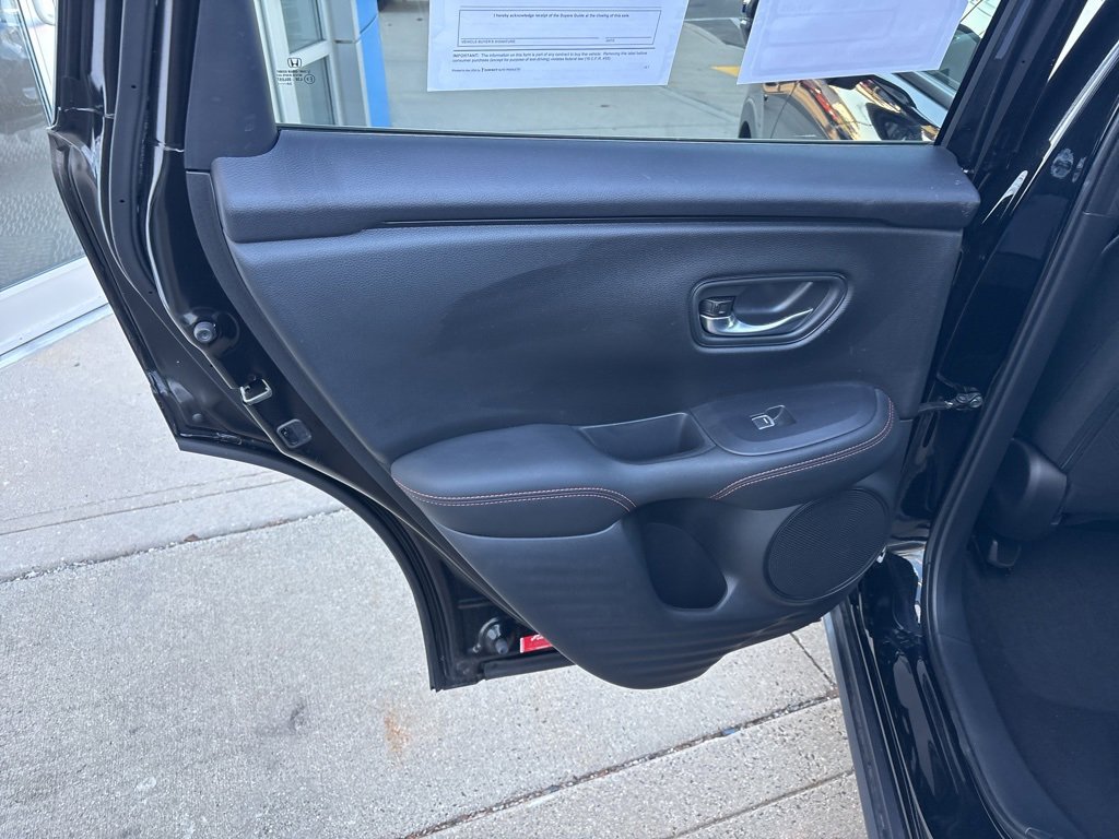 Used 2025 Honda HR-V Sport image 10
