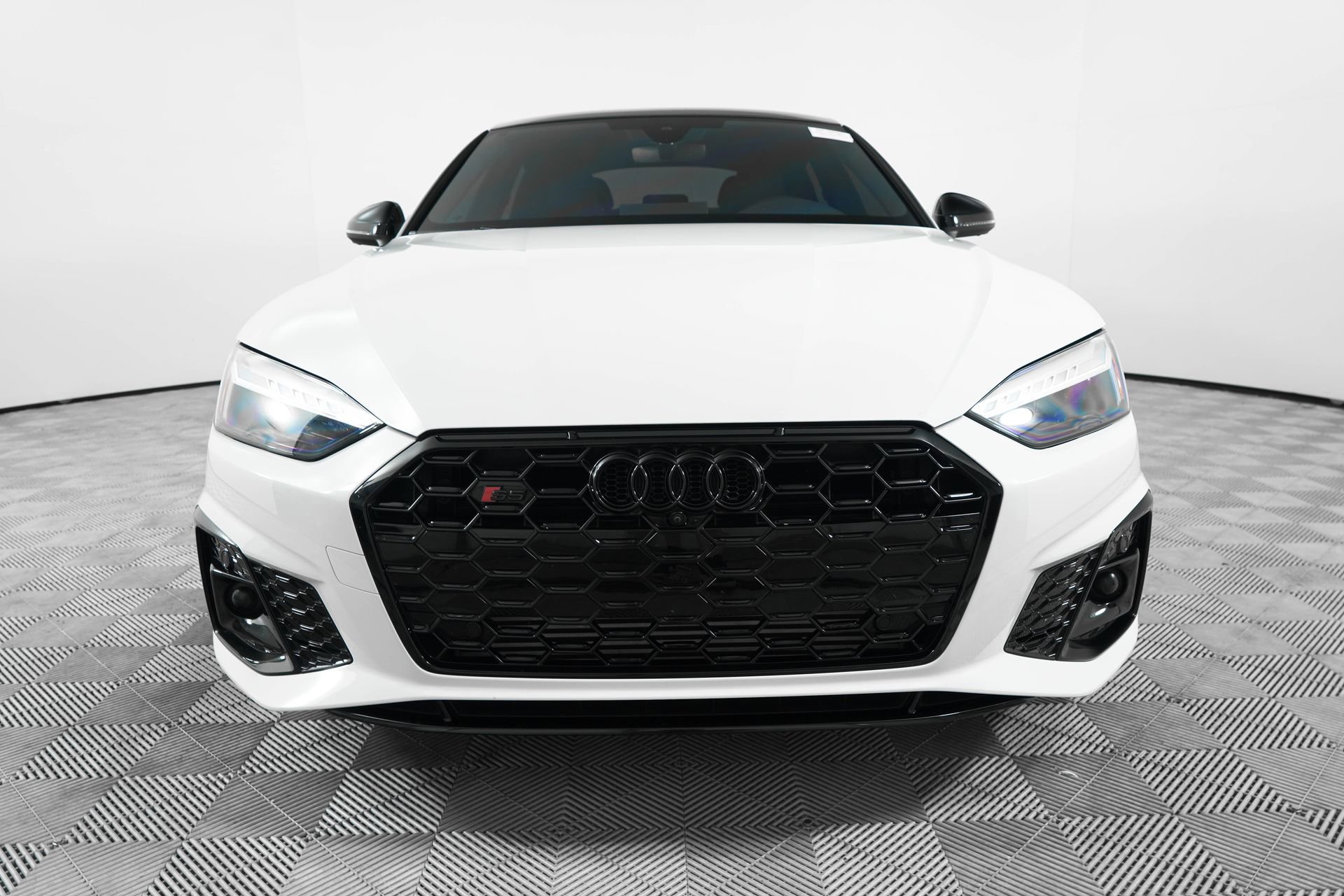 Used 2024 Audi S5 Premium Plus image 2