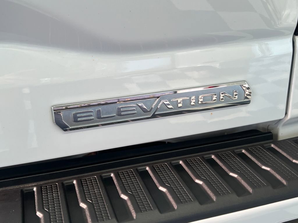 Used 2023 GMC Sierra 1500 Elevation w/ X31 Off-Road Package AWD/4WD image 15