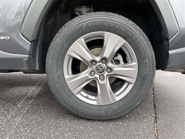 Used 2024 Toyota RAV4 XLE image 9