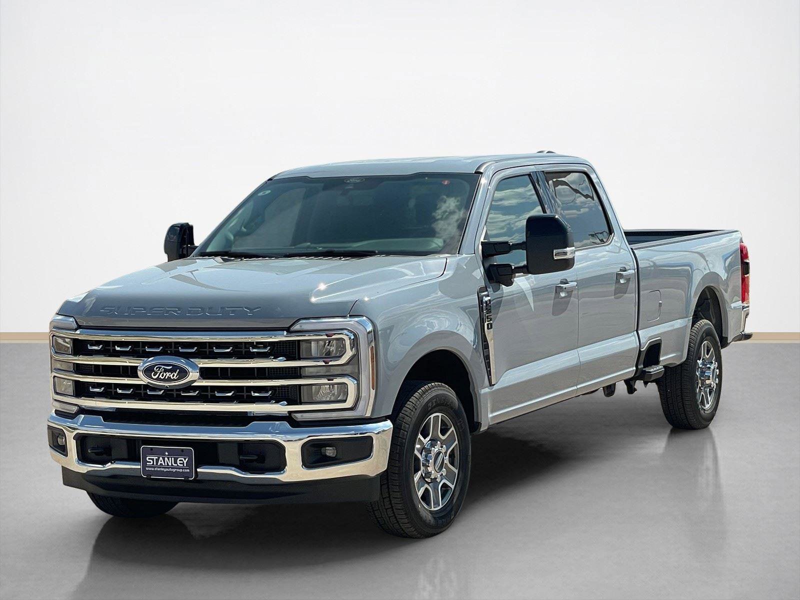 New 2026 Ford F350 Lariat image 3