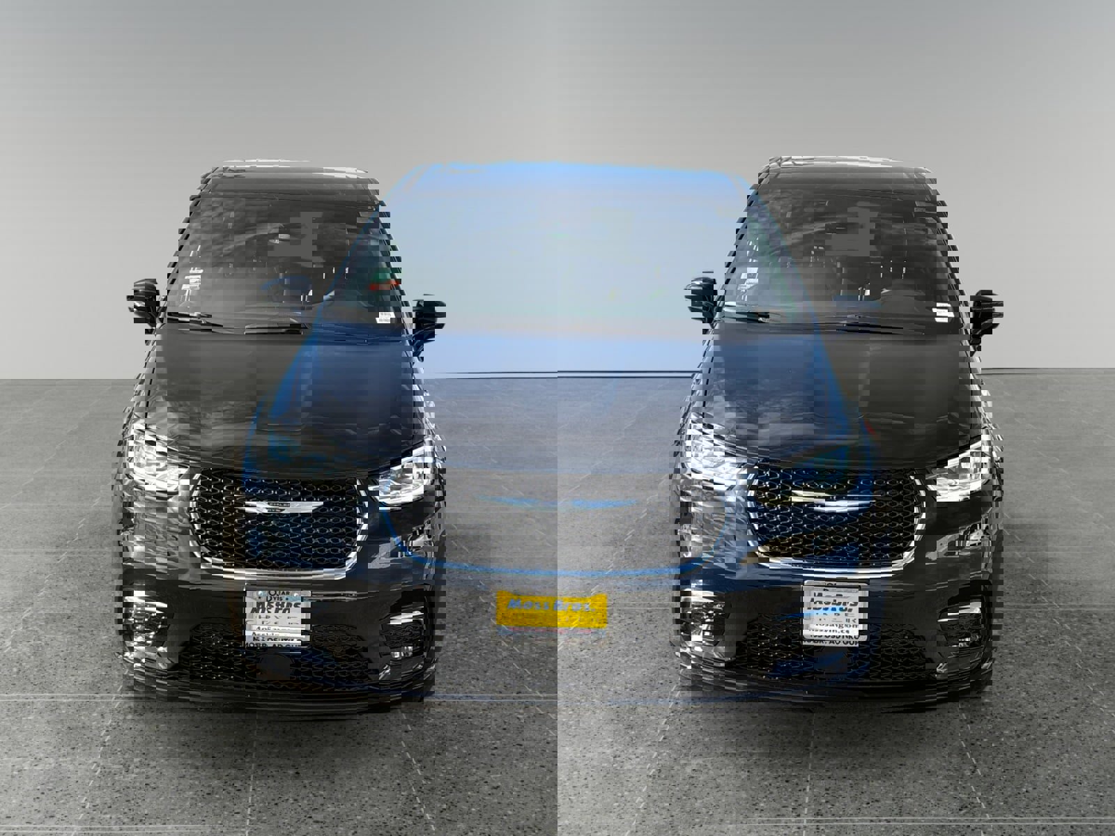 New 2026 Chrysler Pacifica Select image 8