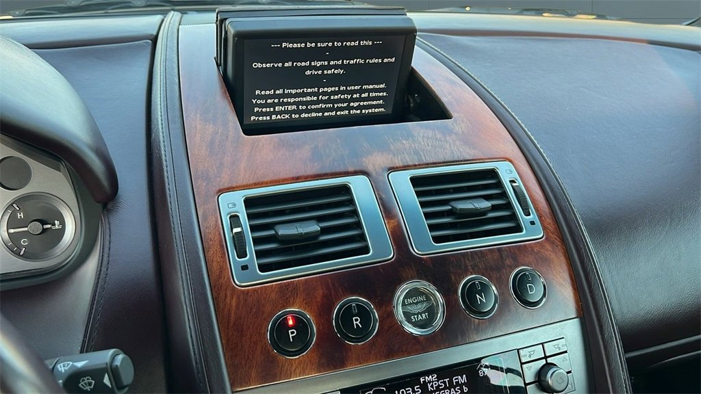 Used 2006 Aston Martin DB9 Volante image 11