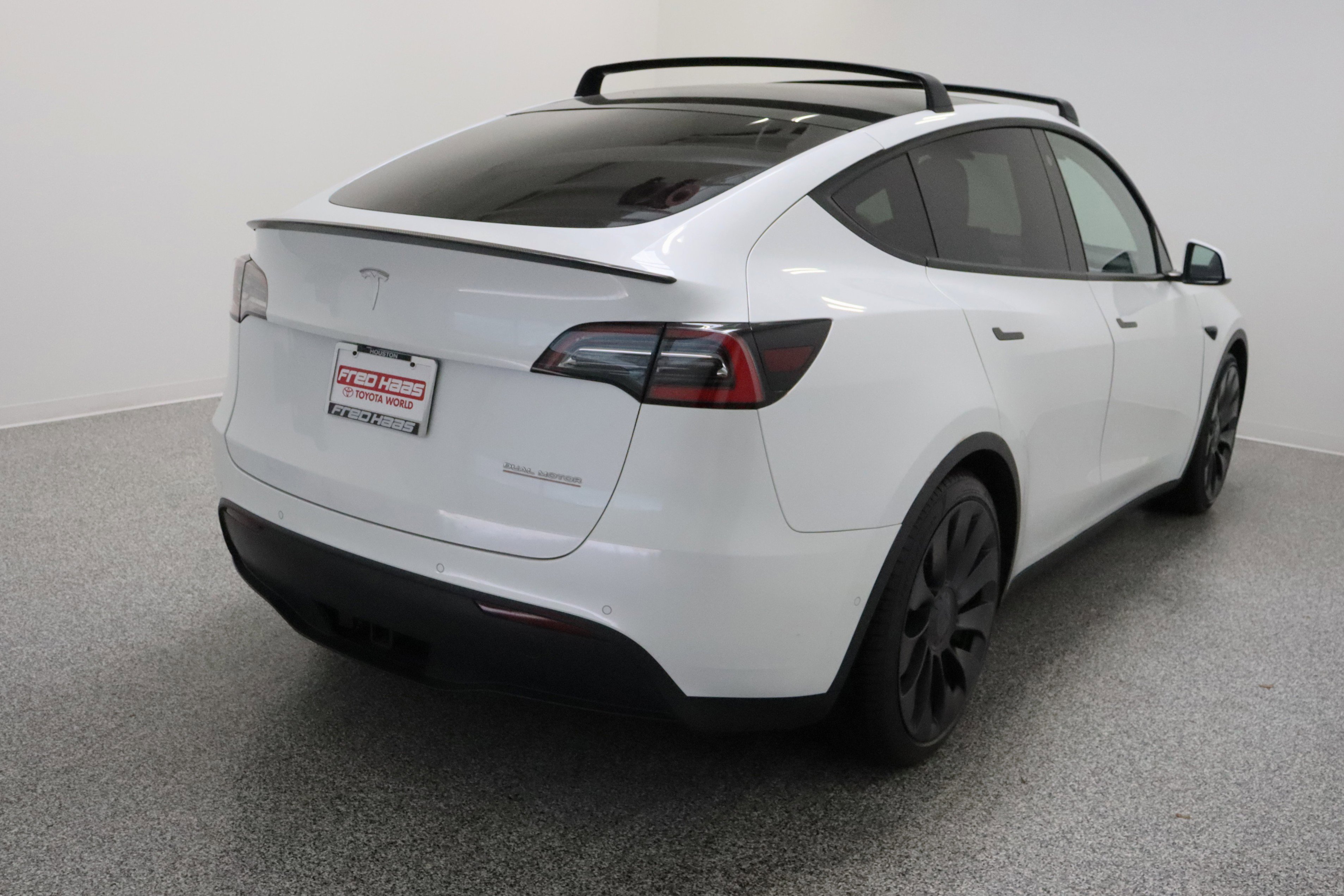 Used 2021 Tesla Model Y Performance image 7