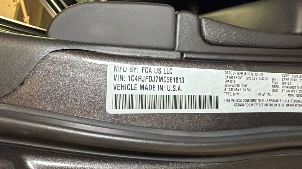 Used 2021 Jeep Grand Cherokee SRT image 37