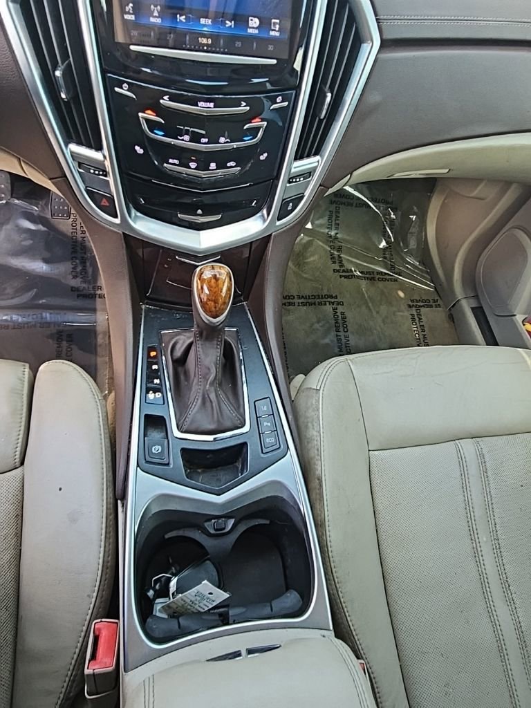 Used 2016 Cadillac SRX Luxury w/ Driver Awareness Package FWD image 18