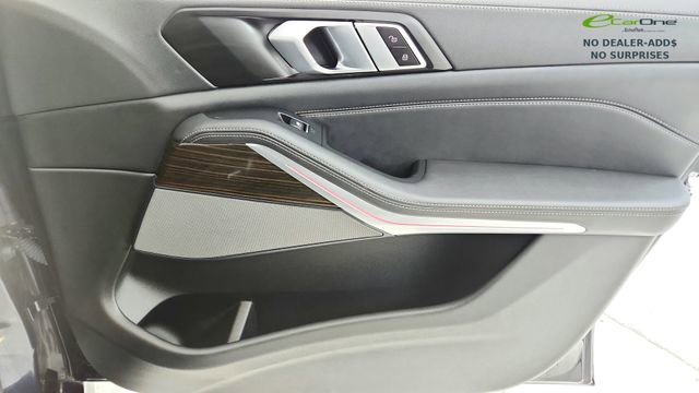Used 2023 BMW X5 sDrive40i w/ M Sport Package image 25