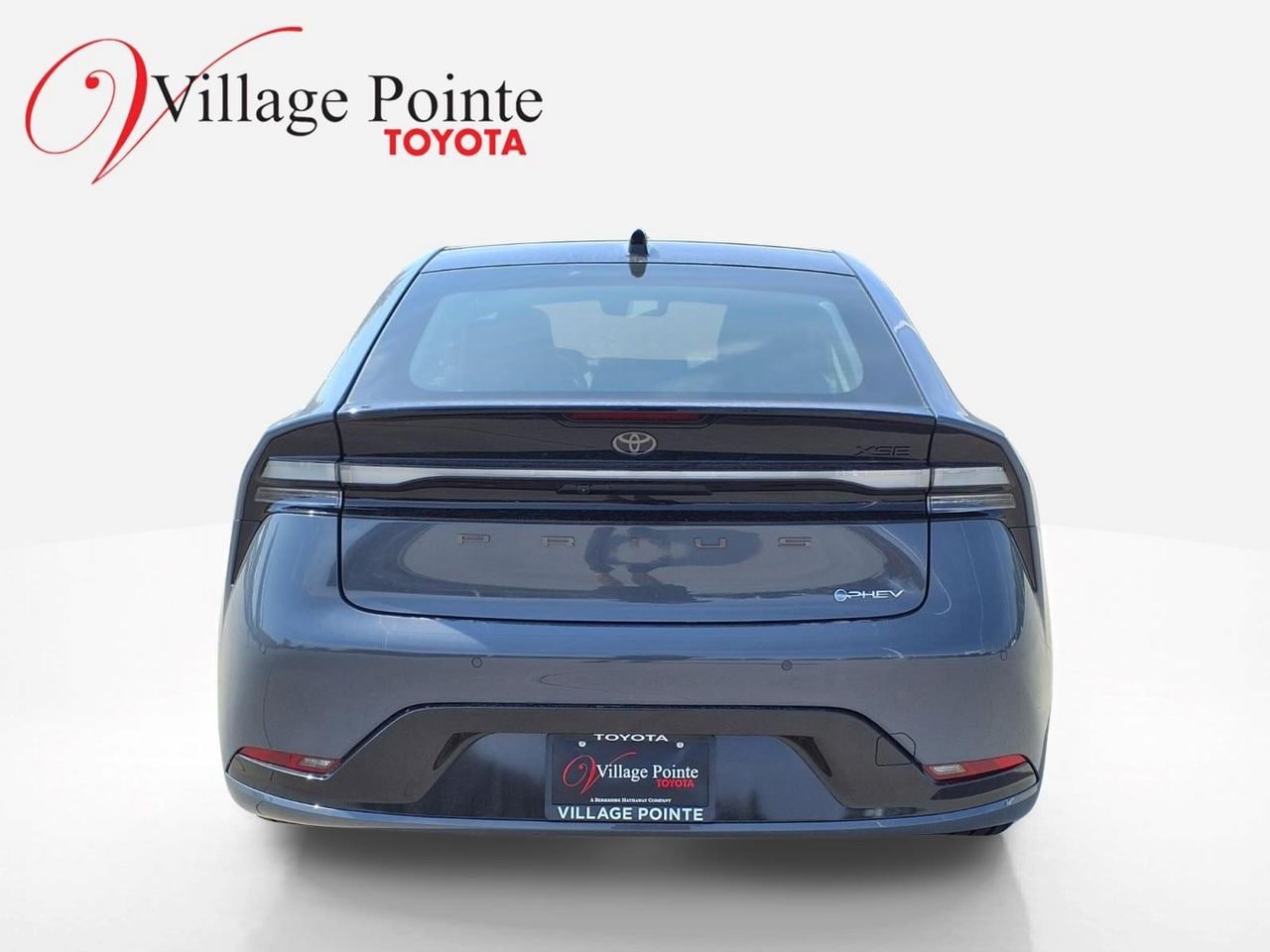 New 2026 Toyota Prius Plug-In Hybrid FWD image 4