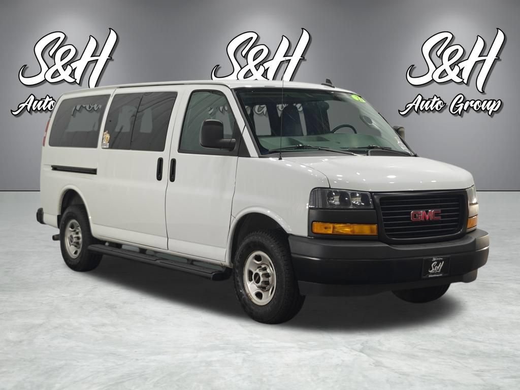 Used 2023 GMC Savana 2500 LS w/ Driver Convenience Package RWD image 2