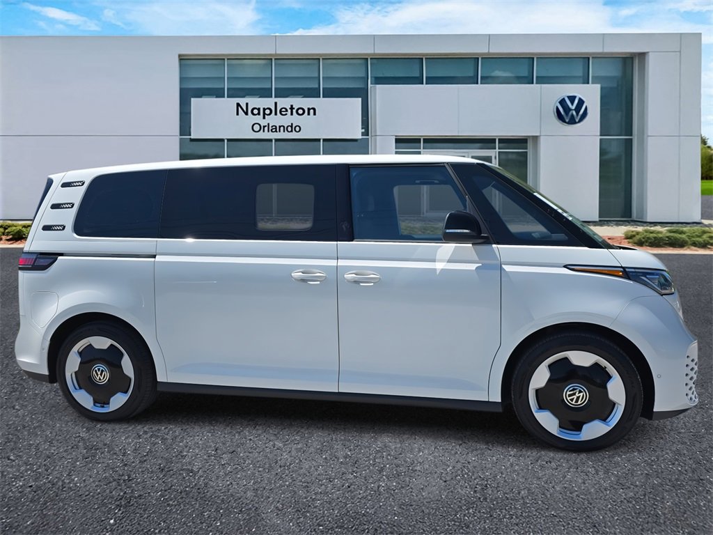 New 2025 Volkswagen ID. Buzz Pro S image 28