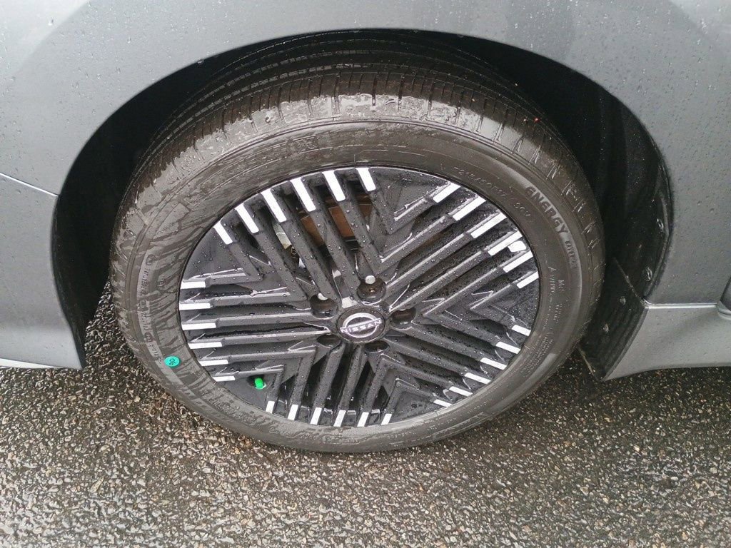 New 2025 Nissan Leaf SV Plus image 28