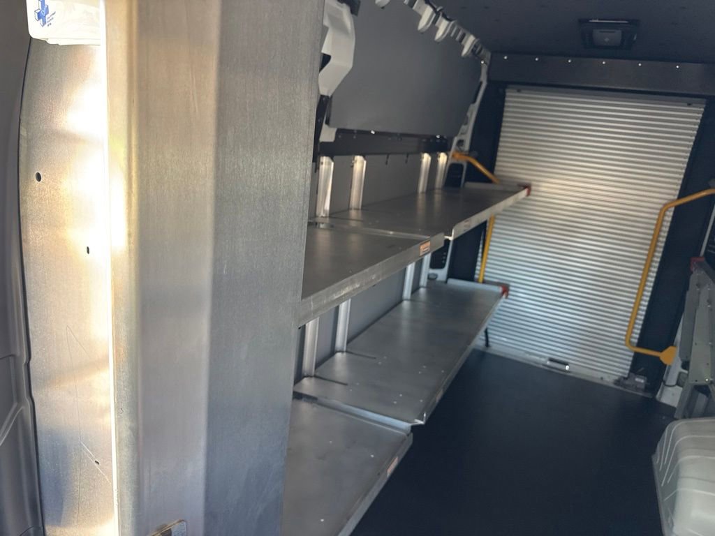Used 2024 RAM ProMaster 3500 w/ Delivery Van Package FWD image 9