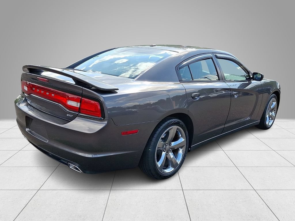 Used 2014 Dodge Charger SXT Plus RWD image 5