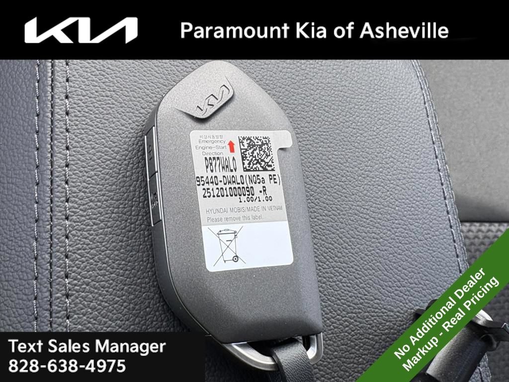 New 2026 Kia Sportage LX w/ LX Convenience Package AWD/4WD image 28