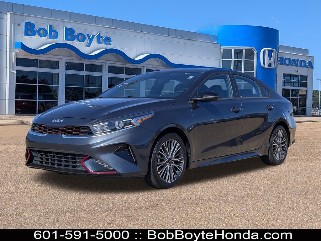Used 2023 Kia Forte GT-Line video 1