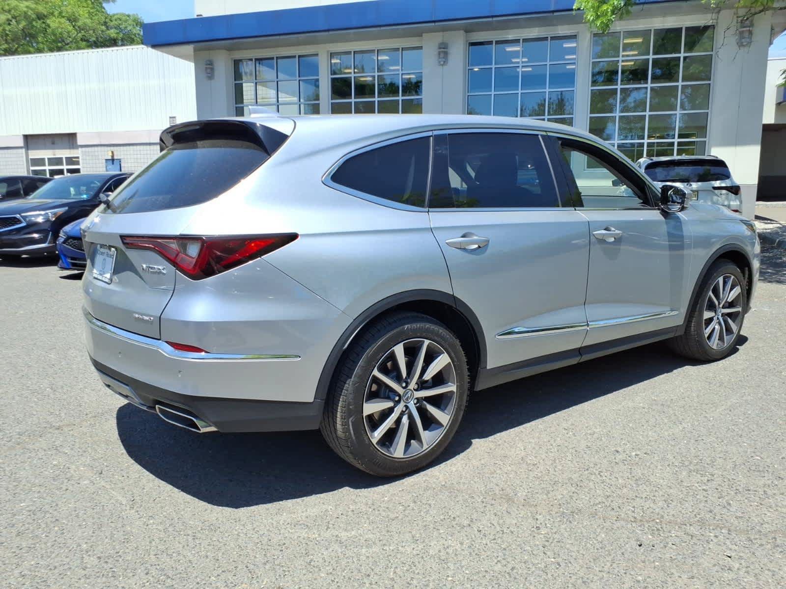 Used 2026 Acura MDX w/ Technology Package AWD/4WD image 6