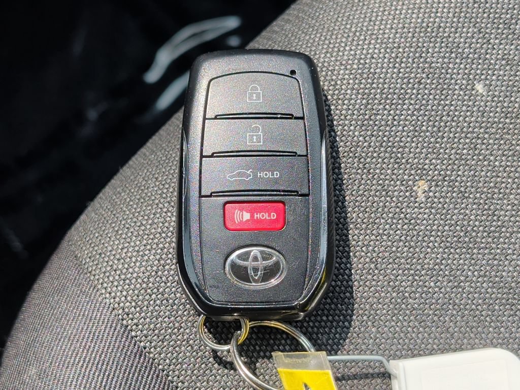 Used 2026 Toyota Camry LE FWD image 39