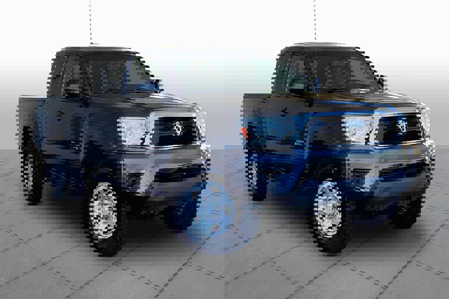 Used 2012 Toyota Tacoma PreRunner w/ SR5 Pkg RWD image 2