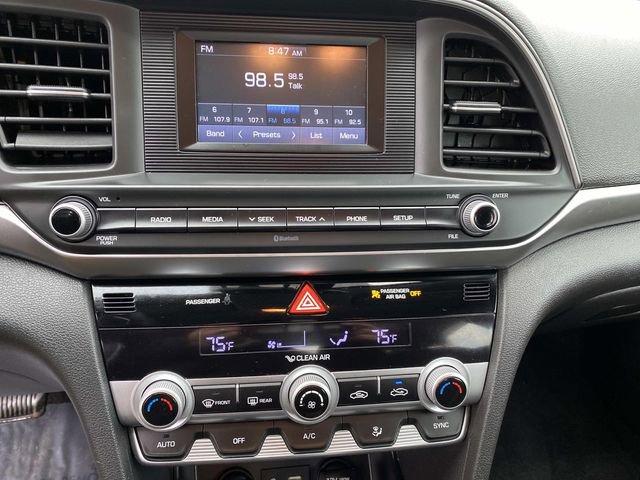 Used 2020 Hyundai Elantra SE w/ Cargo Package (C1) image 8