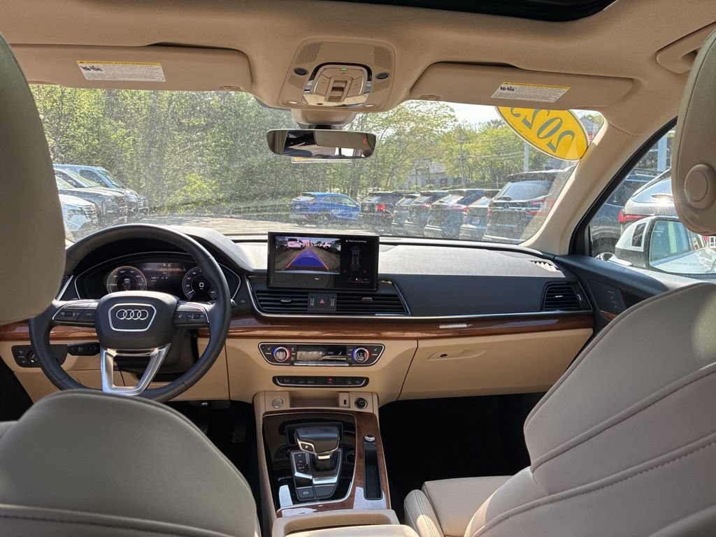 Used 2023 Audi Q5 e Premium w/ Convenience Package AWD/4WD image 19