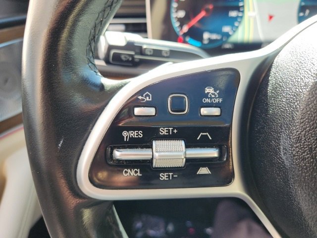 Used 2021 Mercedes-Benz GLS 450 4MATIC image 35