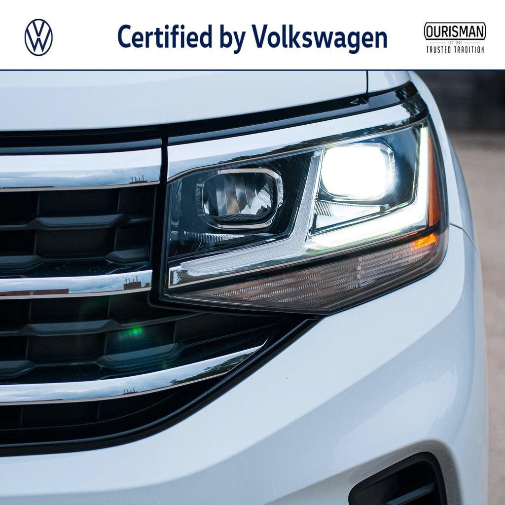 Certified 2023 Volkswagen Atlas SE w/ Panoramic Sunroof Package AWD/4WD image 3