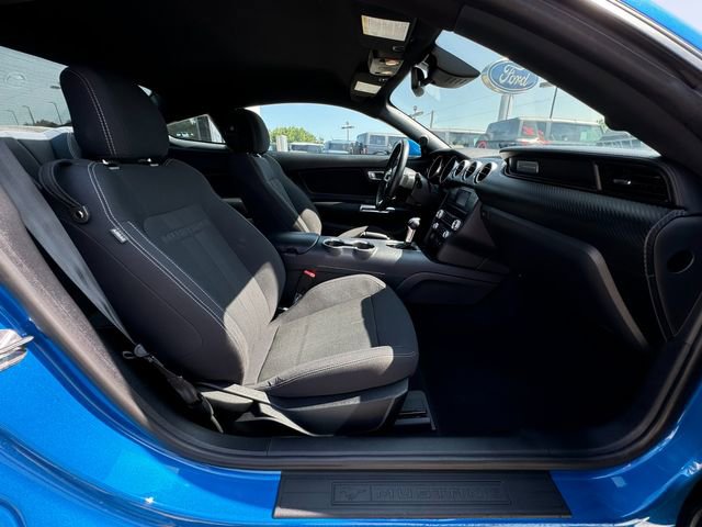 Used 2021 Ford Mustang EcoBoost image 9