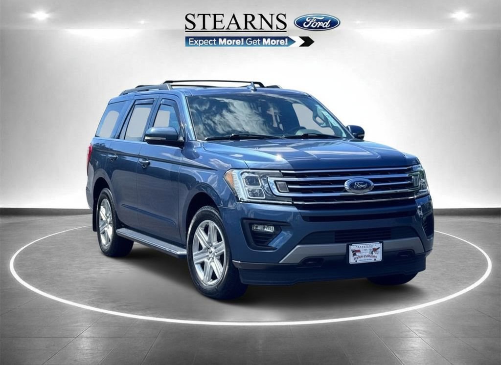 Used 2020 Ford Expedition XLT w/ Equipment Group 202A AWD/4WD image 1