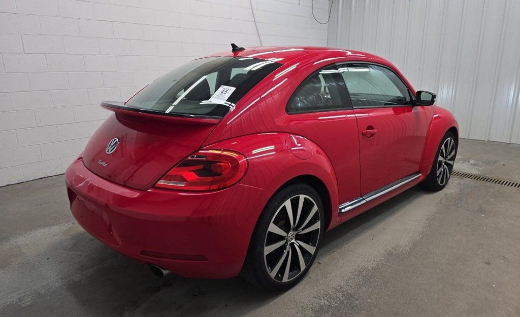 Used 2012 Volkswagen Beetle 2.0T FWD image 4