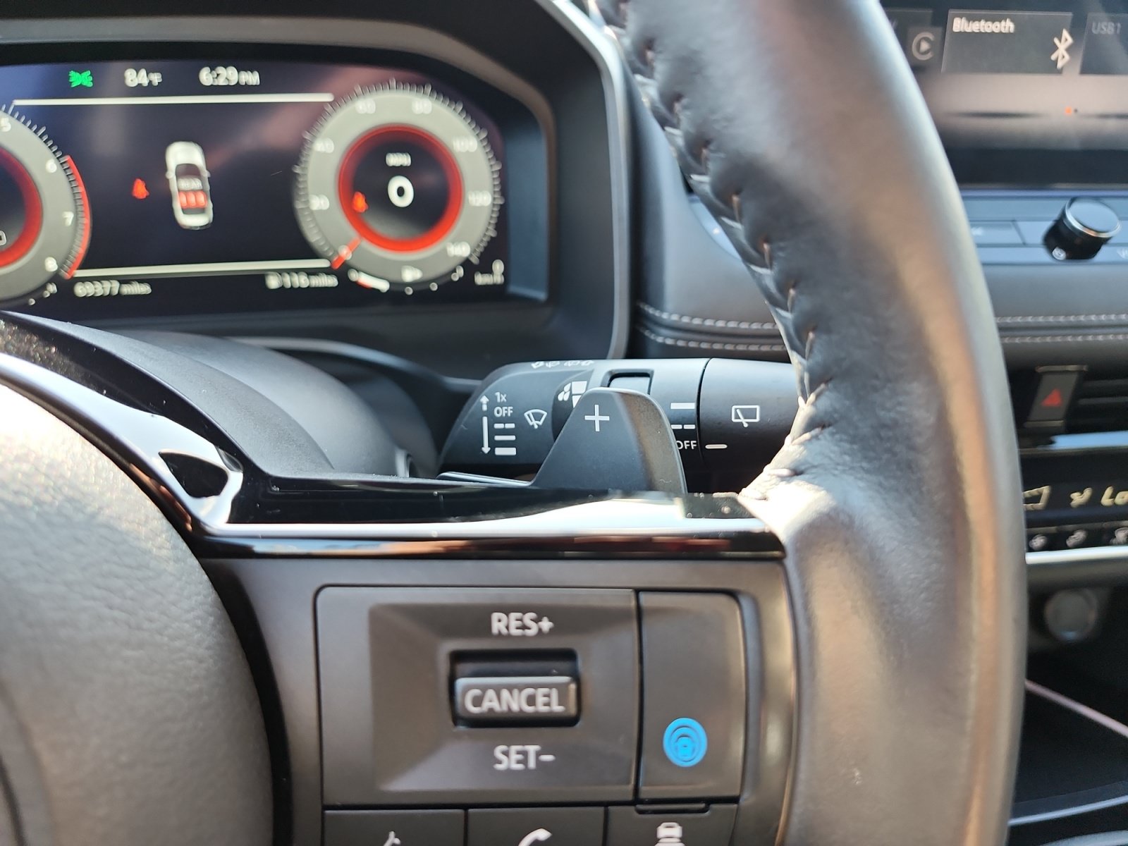 Used 2024 Nissan Rogue SL AWD/4WD image 23