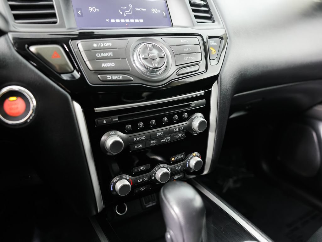 Used 2019 Nissan Pathfinder SV FWD image 25